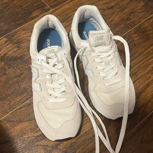 New Balance 574 size 8 women